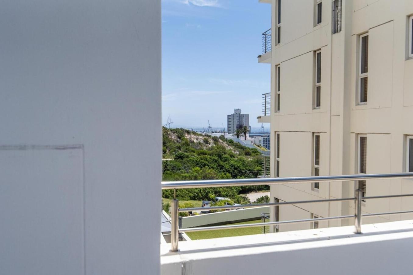 The Pearls 2Nd Floor Luxury Apartment Port Elizabeth Exterior foto